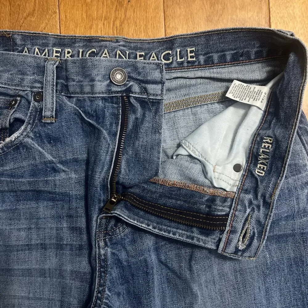 American Eagle Men’s Relaxed Jeans Size 31 X 32 Distressed 2010’s Casual - Picture 3 of 10